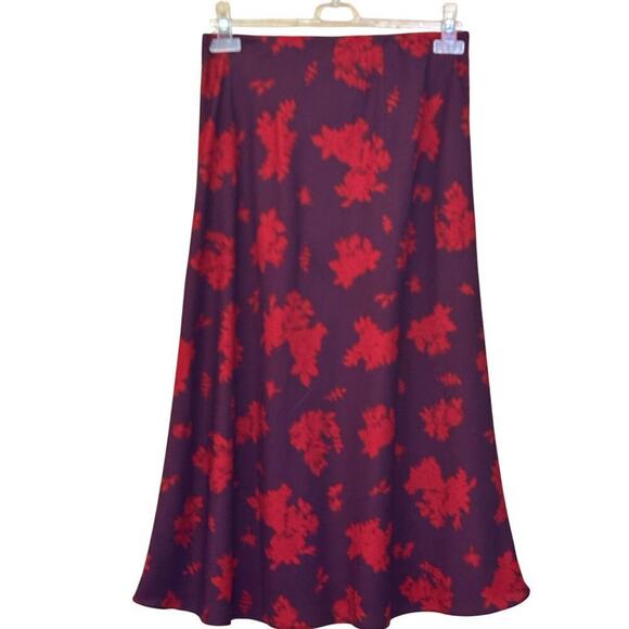 Ann Taylor Dresses & Skirts - Ann Taylor purple/red skirt, small, bold, artsy, graphic, minimalist, elegant